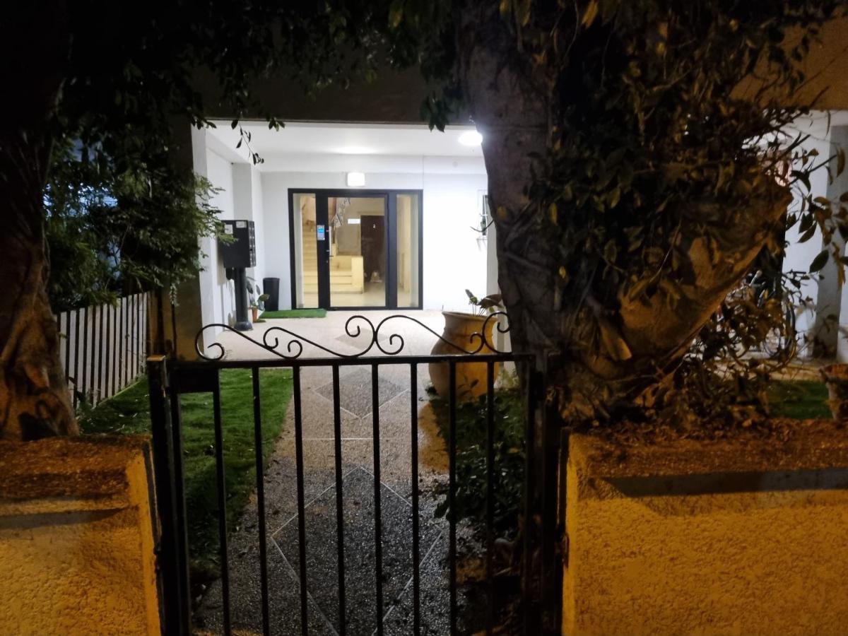 Apt Heart Tlv Arnon 50 Mt From Sea Apartment Tel Aviv Bagian luar foto